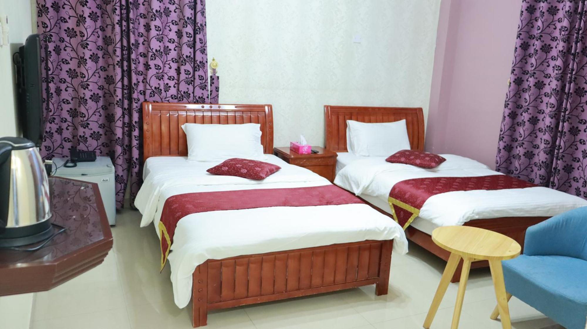 Bahla Hotel And Apartments Habitación foto